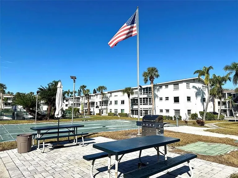2047 Canal Dr #L6 — Photo 21