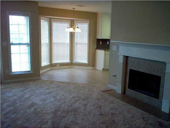 Living room open with kitchen