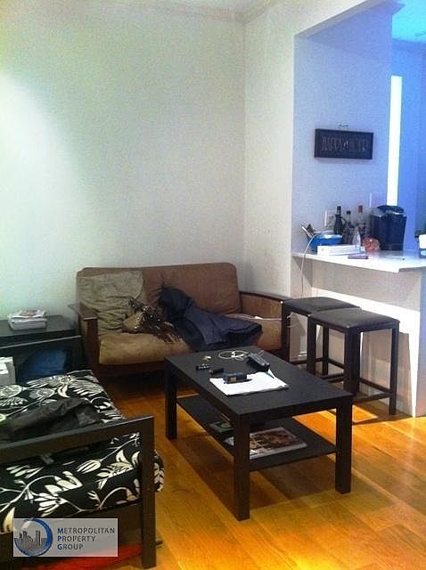 1st image of 337 Lexington Ave APT 4