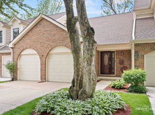 579 Windham Ln, Naperville, IL 60563