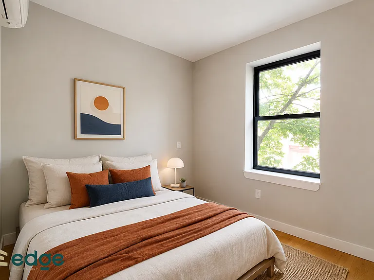 2 N Henry St #2B — Photo 4