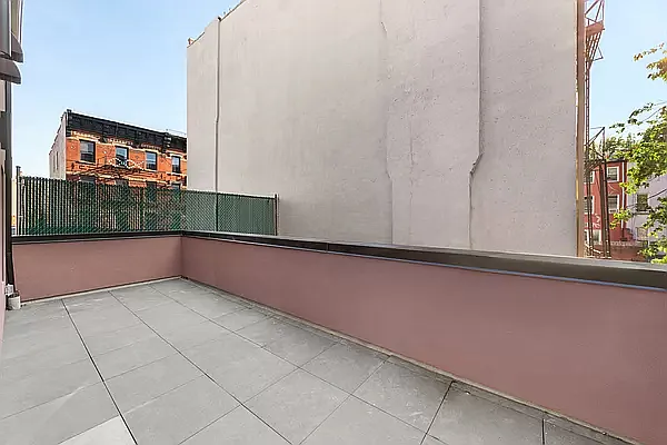 Rented by Buttermilk Brokerage LLC | media 10