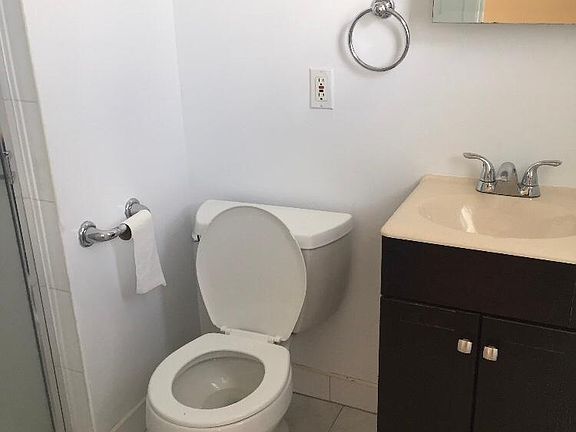 4th image of 14604 Willets Point Boulevard # Second Floor