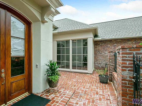 3rd image of 19202 Spyglass Hill Dr