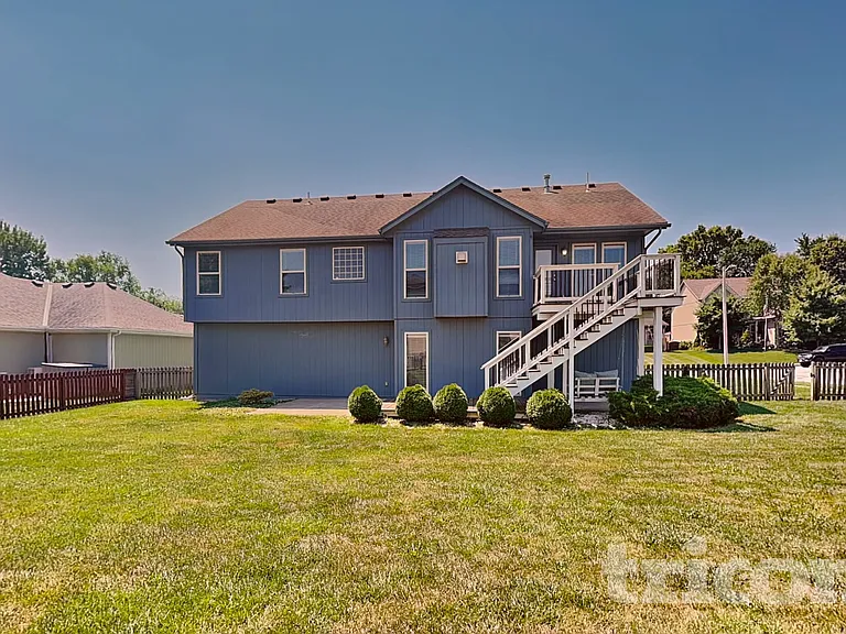 2116 SW Chase Dr — Photo 17