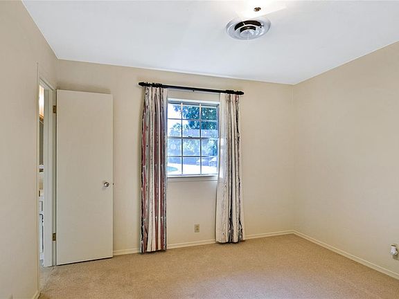 5th image of 1510 Kendolph Dr