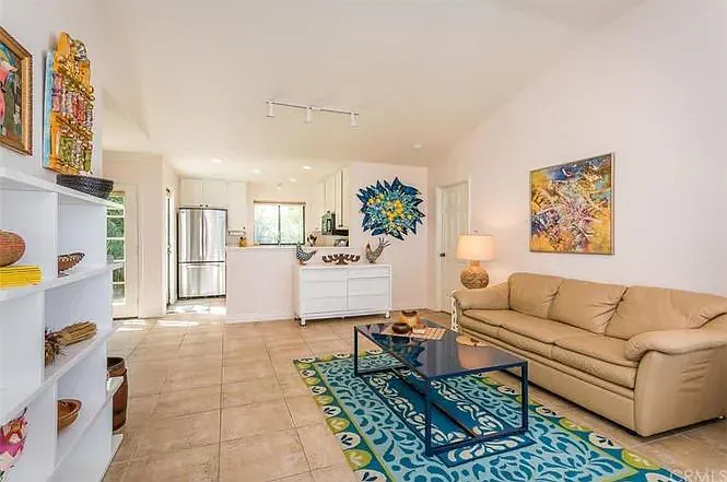955 Felicia Way — Photo 2
