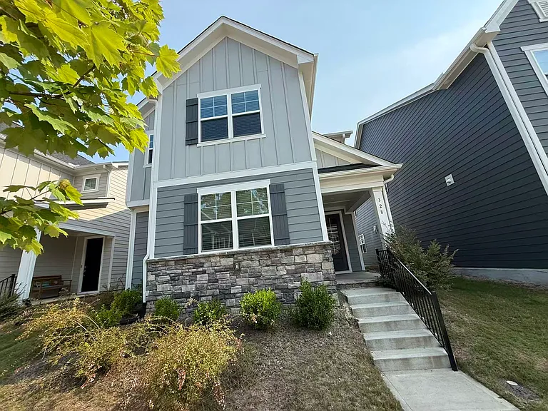 328 Jorpaul Dr — Photo 1