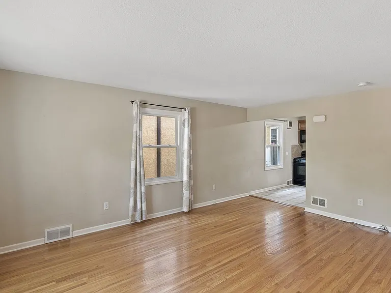 4416 Lyndale Ave S #4416 — Photo 4