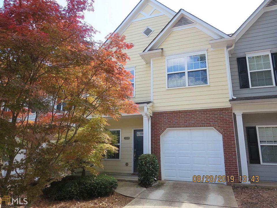 1st image of 2358 Suwanee Pointe Dr