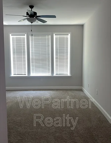 100 Crest Pointe — Photo 11