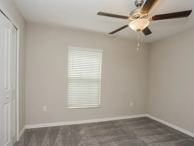 15306 Miller Creek Dr — Photo 10