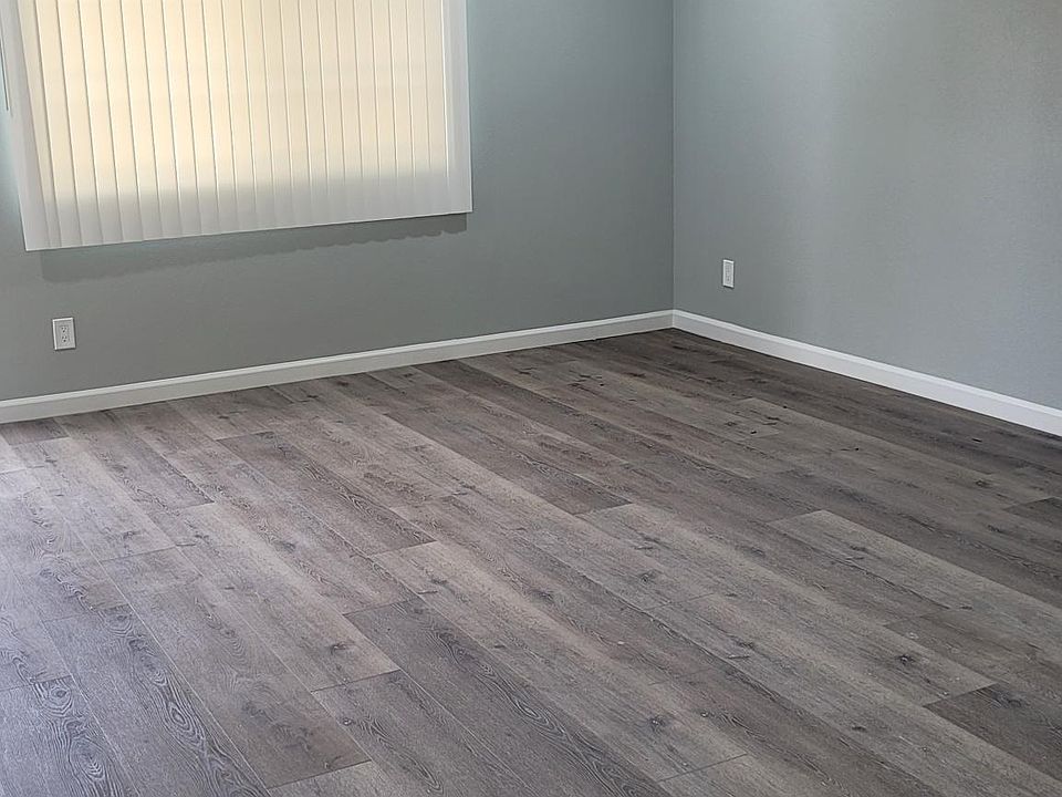 1st image of 705 W Cambridge Ave #114