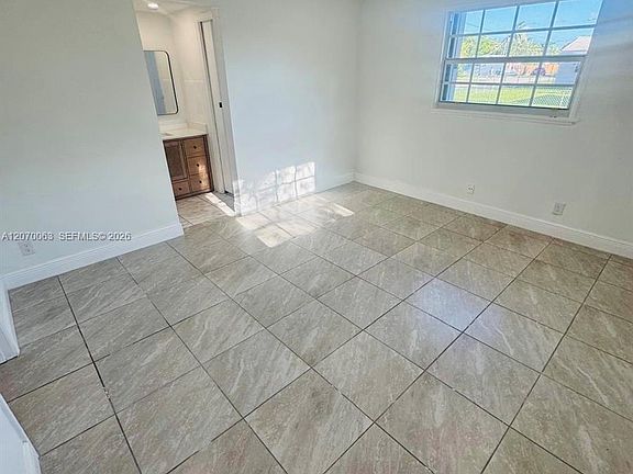 3rd image of 2502 Harding St #2