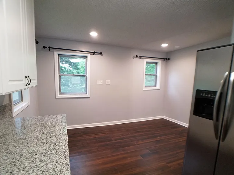 9207 W 50th Ter — Photo 28