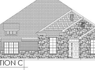 1100 Steamboat Dr, Hewitt, TX 76643