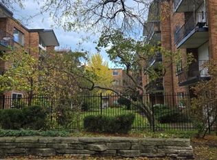 6961 N Oakley Ave APT 206, Chicago, IL 60645