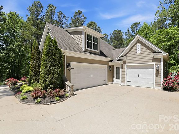 2nd image of 1026 Ledge Wood Ln
