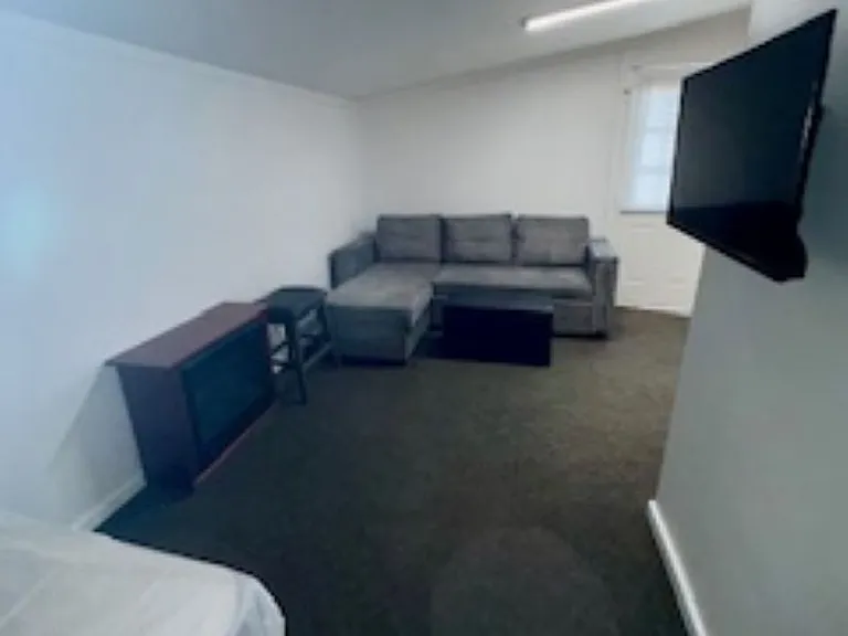 4010 Halifax Rd #1 — Photo 11