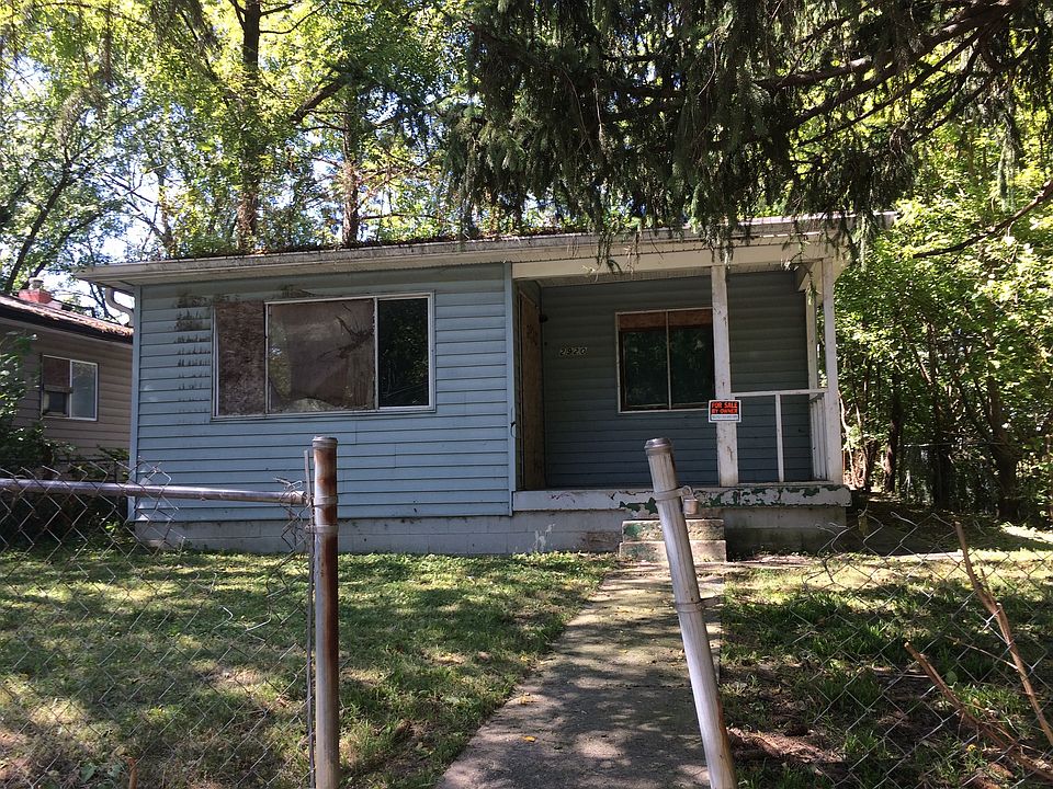 1st image of 2920 N Dearborn St