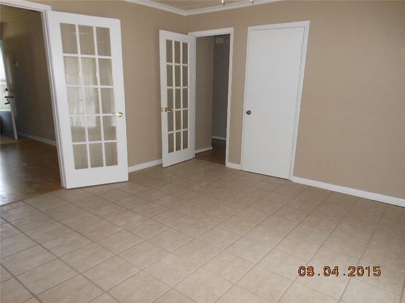 3rd image of 1005 Cedar Dr