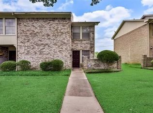 607 Towne House Ln, Richardson, TX 75081