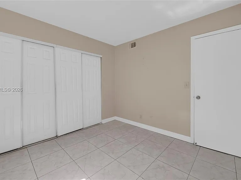 9964 Twin Lakes Dr #35-B — Photo 21