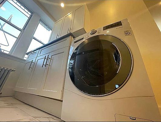 3rd image of 709 De Kalb Ave #7A