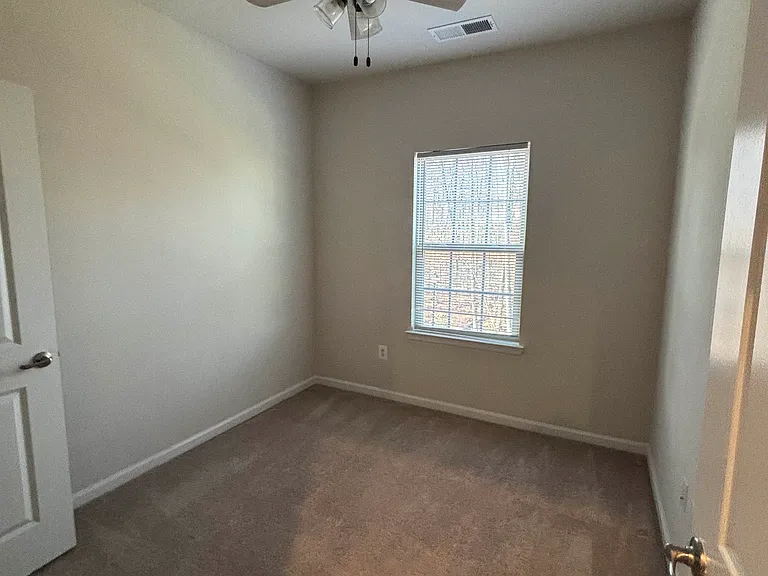 2976 Cornfield Ave — Photo 52