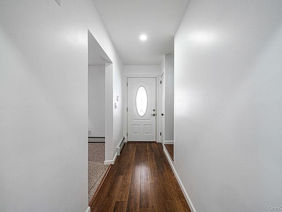 4th image of 340 Westchester Avenue