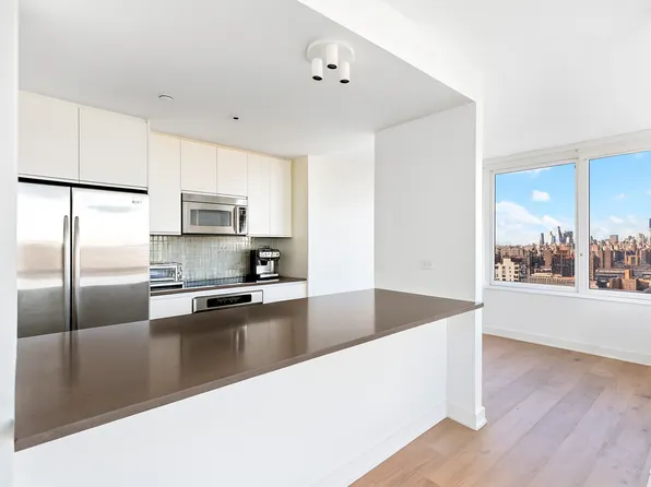 306 Gold Street image 6 of 16