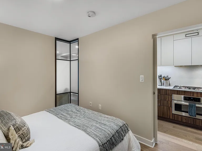 37 L St SE #803 — Photo 19