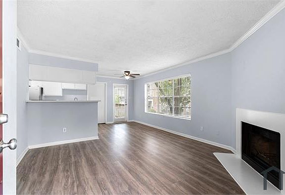 4th image of 2750 Holly Hall St APT 1302