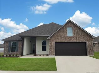 3225 Flatwood Dr, Lake Charles, LA 70607