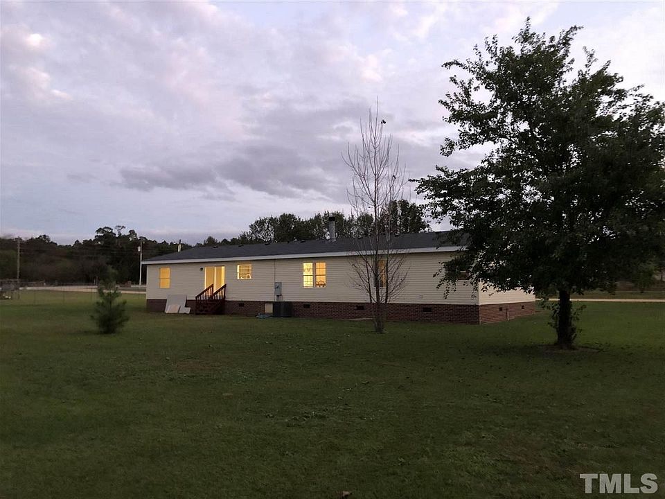 2nd image of 60 Star Ln