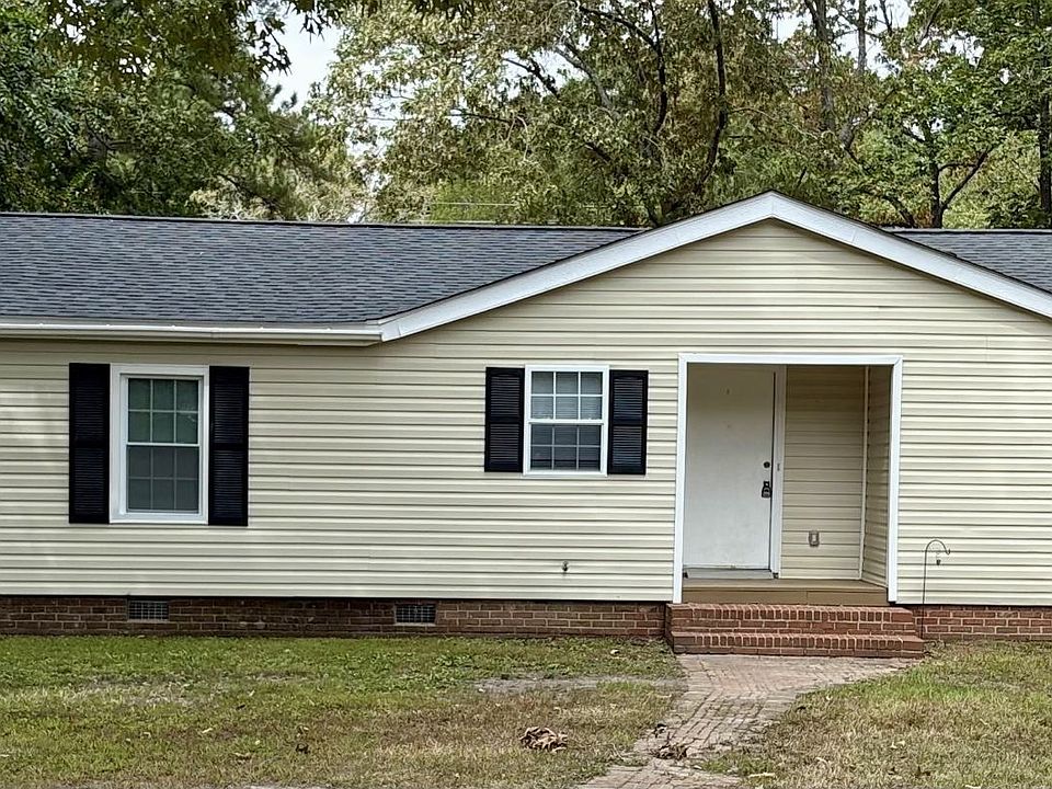 Totally Renovated, large yard, privacy fence a long perimeter.