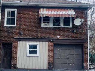 13 Earl St, Duquesne, PA 15110