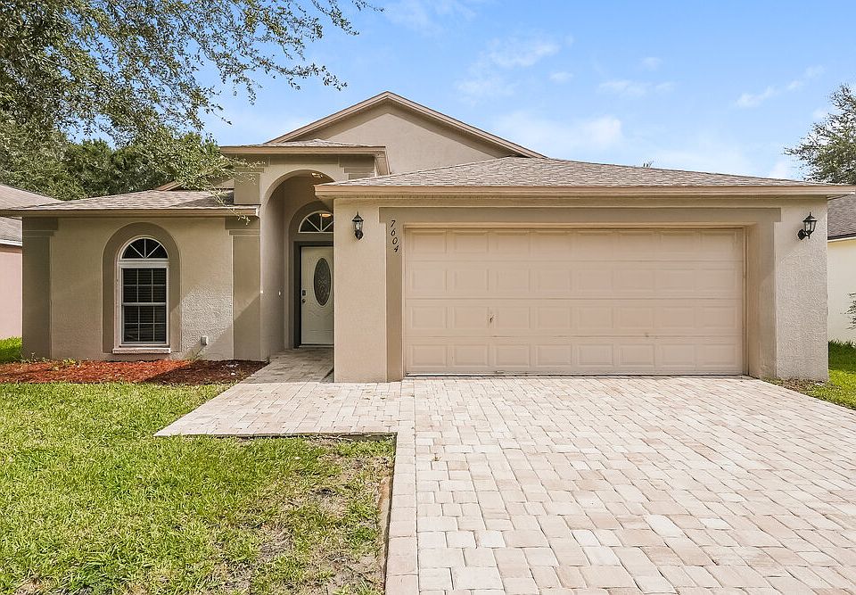 1st image of 7604 Wiltshire Park Pl