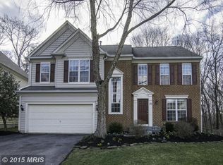 13 Stratford Garden Ct, Silver Spring, MD 20904