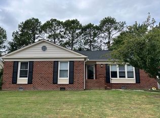 419 Dunham Massie Dr, Hampton, VA 23669