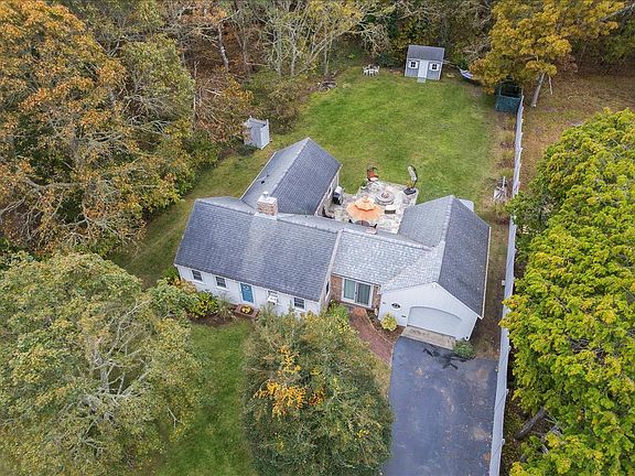 2nd image of 81 South St