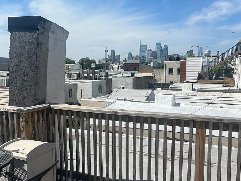 S 13th St — Photo 15