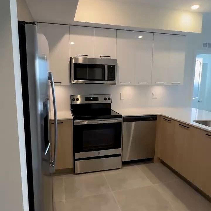 1st image of 16385 Biscayne Blvd #A6