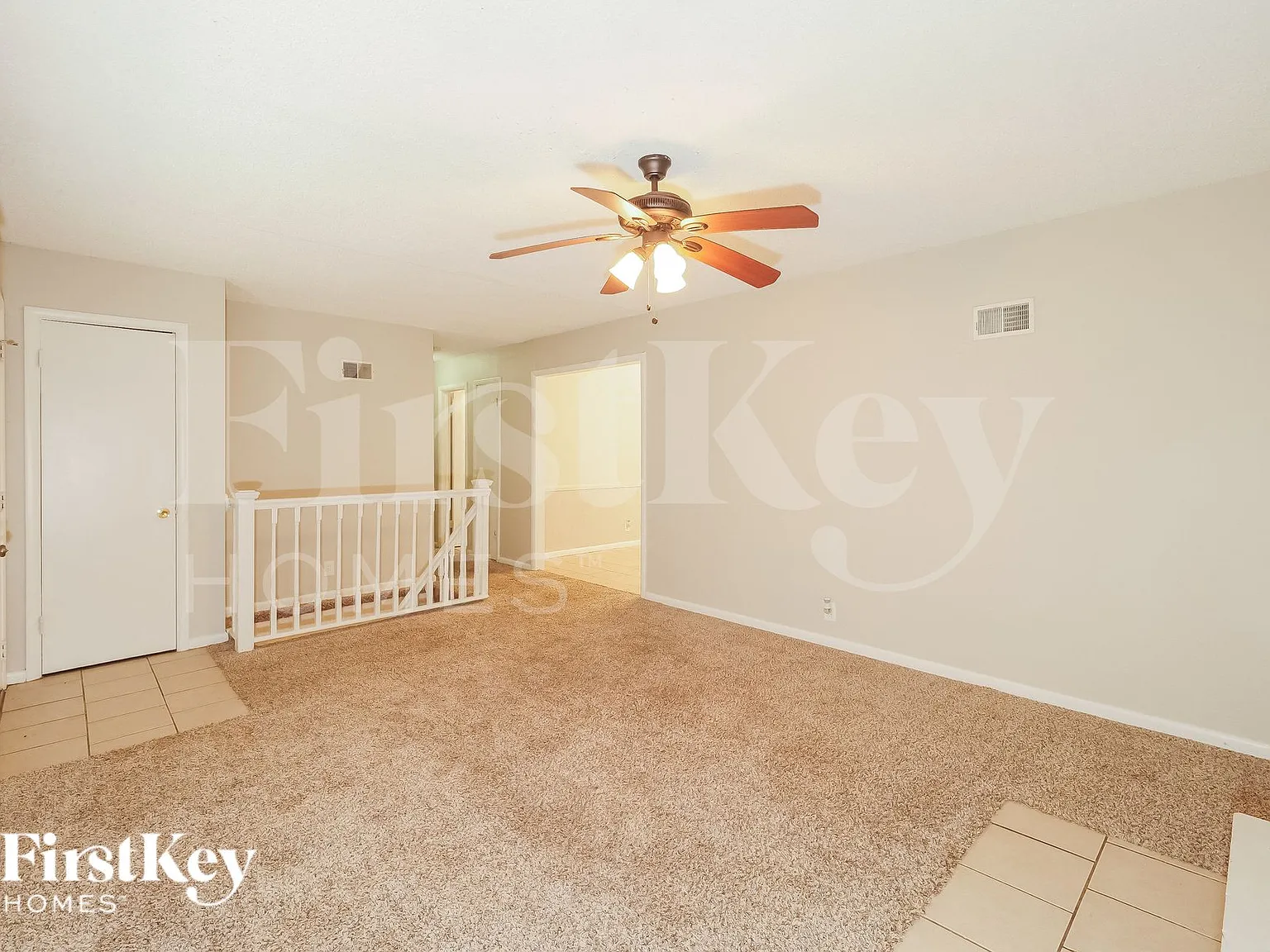 3 bed, 2.0 bath, 1221 sqft, $1,860 — Photo 2