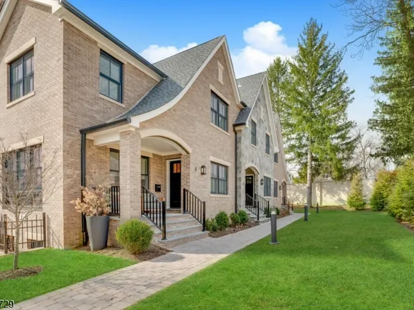 59 NEW ENGLAND AVE Unit 8 #8, Summit City, NJ 07901