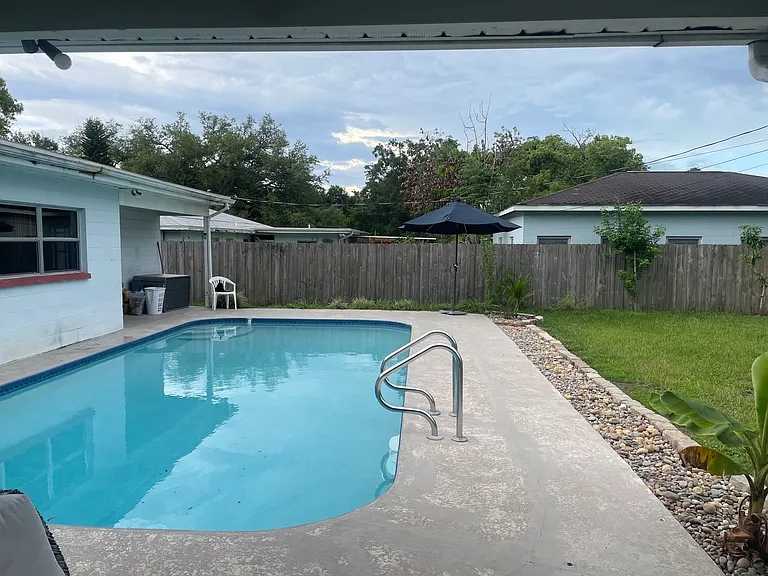 9604 N Edison Ave — Photo 1