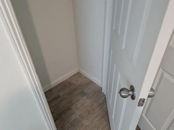 407 Washington Ave #C, Bakersfield, CA 93308