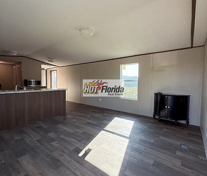 1357 Sparrow Rd — Photo 15