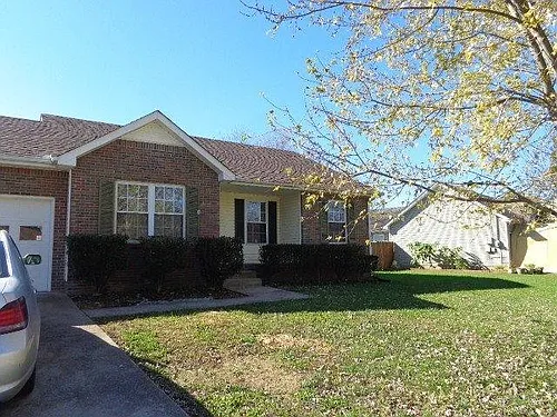 345 Broadmore Dr Photo 1