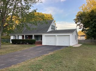 245 Hallock Rd, Stony Brook, NY 11790